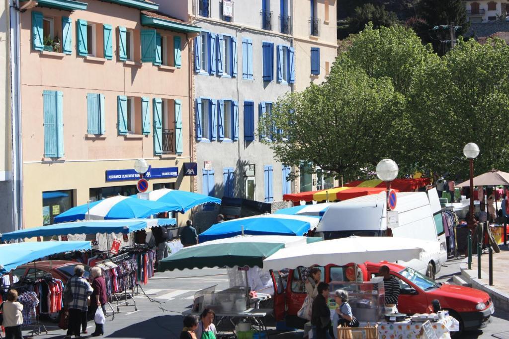 Hotel Le Bellevue Tarascon-sur-Ariege Luaran gambar